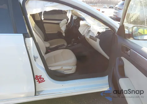 2017 Volkswagen Jetta 1.4T Se from USA, damaged, VIN 3VWDB7AJ5HM395889